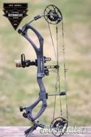 Arco da caccia PSE Mach 35 70 LB EC2 Mossy Oak Bottomlands RH Carbon Nuovo