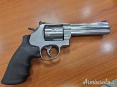 Smith & Wesson 629-6  .44 Remington Magnum