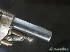 Revolver tascabile 
