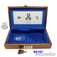 #0197 Valigetta Nuova in Pelle Colt Python 6