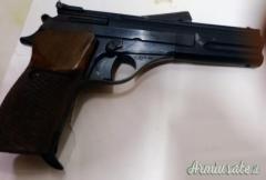 Beretta 76 .22 LR Long Rifle