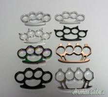 Tirapugni / Cazzottiera da difesa