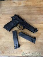 Beretta 92 FS 9x19mm Parabellum | Luger | NATO