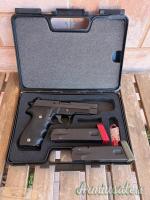 SIG-Sauer P226 NAVY SEALS