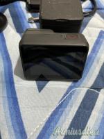 vendo GoPro 6 Black + accessori vari e 3 batterie