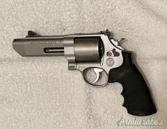Smith & Wesson 629 vcomp performance center .44 Remington Magnum