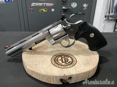 Revolver marca COLT modello PHYTON INOX Cal. 357MAG