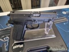 SIG-Sauer SP 2022 9x21mm IMI