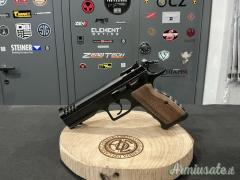 Pistola s/automatica marca TANFOGLIO modello STOCK I calibro 9x21 con doppio caricatore.