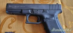 Glock 17 9x21mm IMI