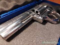 Smith & Wesson 686-6 4