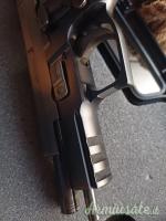 SIG-Sauer P226 9x21mm IMI Rail
