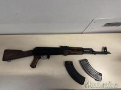 AKM TULA 7.62x39 – EX ORDINANZA SOVIETICA – 2 CARICATORI