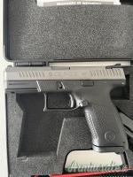 CZ | Ceska Zbrojovka P10C 9x19mm Parabellum | Luger | NATO