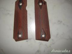 Coppia guancette per col 1911 (nuove)