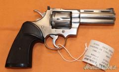 Revolver Colt Python Cal. 357M   Sportivo