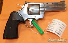 Revolver Colt Python Cal. 357M   Sportivo