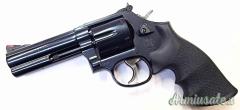 Smith & Wesson 586-8 4