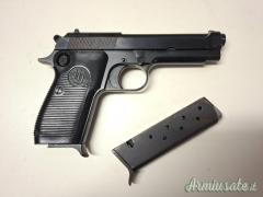 pistola Beretta mod. 952 cal. 7.65 Parabellum