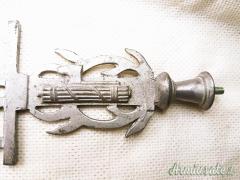 Puntale stendardo fascista 