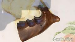 Guancette Goncalo Alves in legno pregiato per SMITH& WESSON K-K-L Square Butt