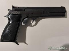 Beretta 76 cal .22 LR
