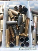 Bossoli misti pistola e AK surplus militare vari calibri 7,62x25 . 45 ACP . 9x21. 40 S W .  ecc ...