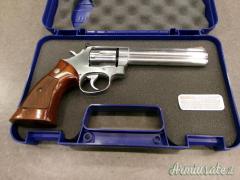 SMITH & WESSON 686 CAL 357MAG  RIF  ARMIUS_6417