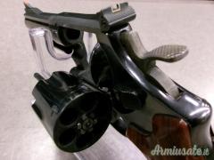 SMITH & WESSON 29-2 CAL 44 MAG  RIF ARMIUS_6417