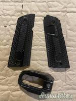 Guancette e Minigonna M-Arms per 1911