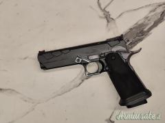 RV Custom 2K11 .40 Smith & Wesson