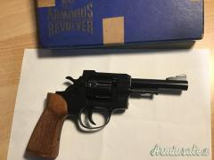 Revolver calibro 320 lungo