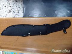 Coltello a lama fissa