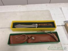 Coltello PUMA 11 6375 White Hunter con fodero