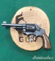 REVOLVER SMITH &  WESSON MODELLO VICTORY