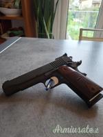 SIG-Sauer 1911 target .45 ACP