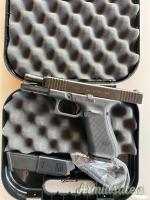 Glock 17 9x19mm Parabellum | Luger | NATO