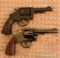 Colt army special e Smith and Wesson Victory