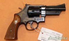 Revolver  Smith Wesson 28-2 Cal. 357 M