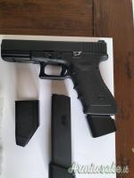 Glock 17 9x21mm IMI