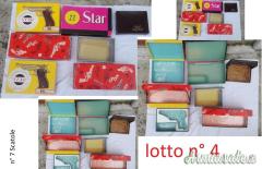Lotto scatole + manuali armi