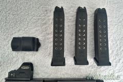 Glock 17 Gen. 4 FTO Cal. 9X21, con 3 caricatori da 17 colpi