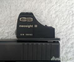 Glock 17 Gen. 4 FTO Cal. 9X21, con 3 caricatori da 17 colpi