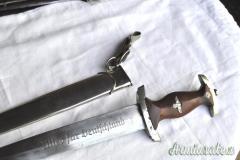 Daga di servizio delle SA