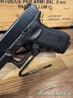 Glock 17 9x21mm IMI