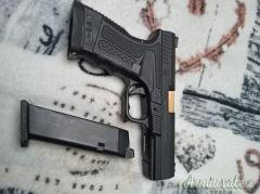 Pistola a gas scarrellante WE GP1799