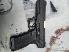 Pistola a gas scarrellante WE GP1799