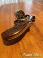 SMITH & WESSON REVOLVER MOD. 686 PLUS DELUXE 3” .357MG. INOX