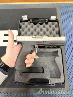 Arsenal FIREARMS MOD. STRIKE ONE SILVER CAL. 40 Smith & Wesson (NUOVA) (VEDI LA DESCRIZIONE)