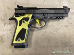 Beretta 92x dark serie yellow 9x19mm Parabellum | Luger | NATO